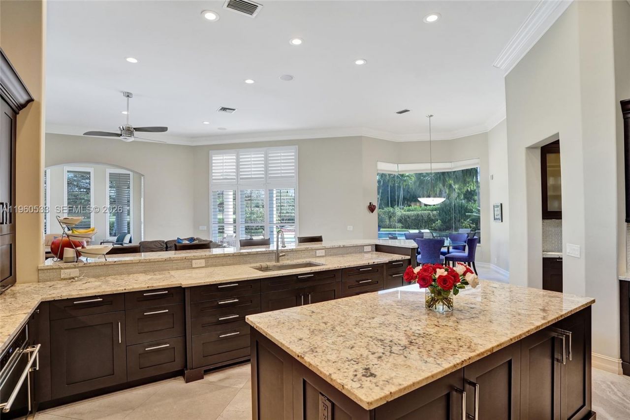 2539 Royal Palm Way, Weston, FL 33327 Photo