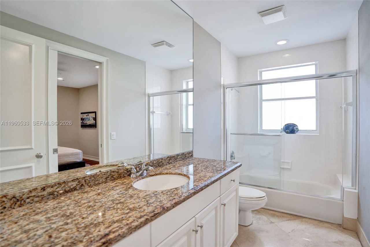 2539 Royal Palm Way, Weston, FL 33327 Photo