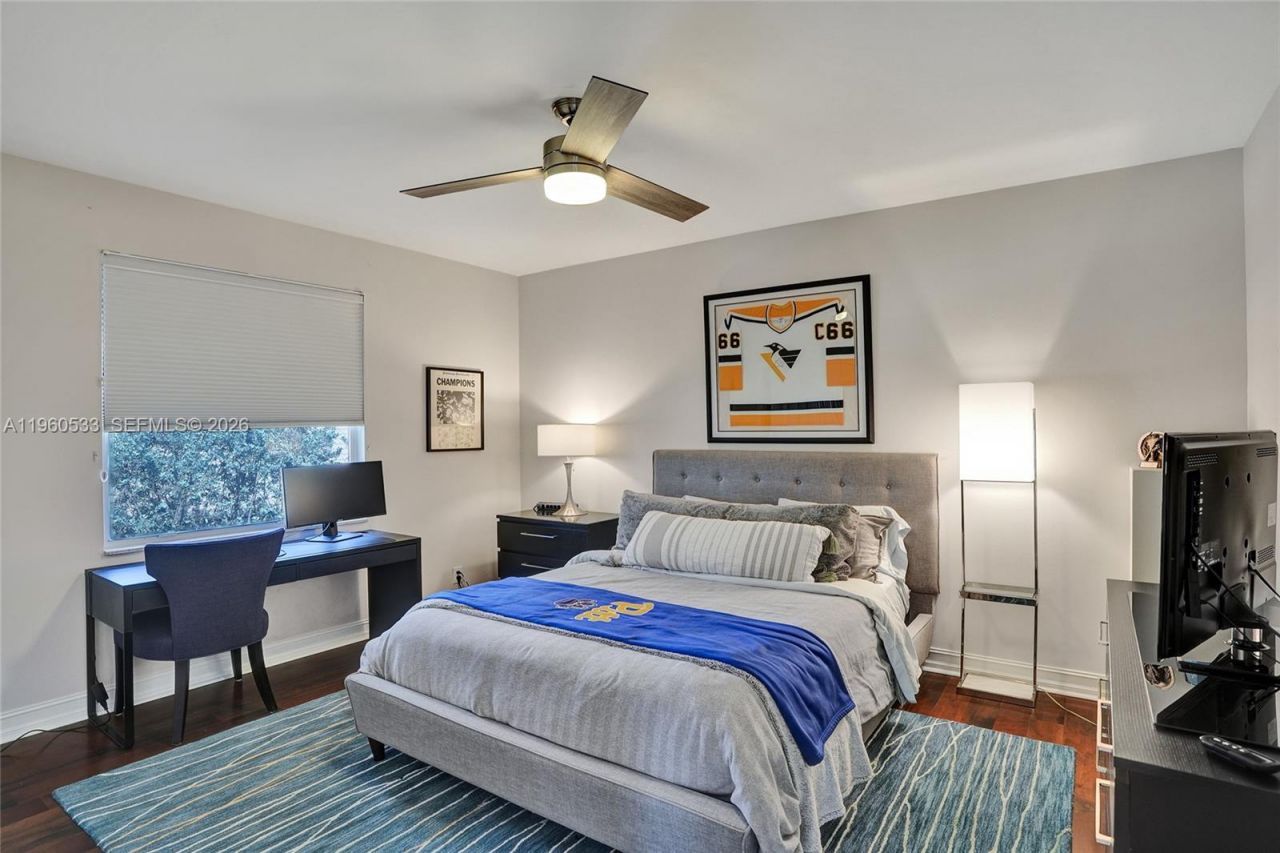 2539 Royal Palm Way, Weston, FL 33327 Photo