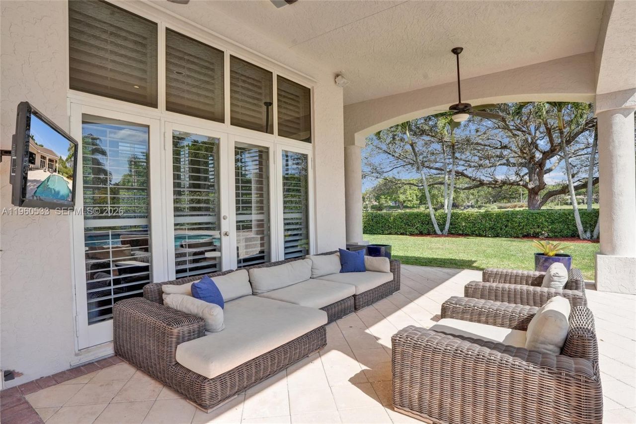 2539 Royal Palm Way, Weston, FL 33327 Photo