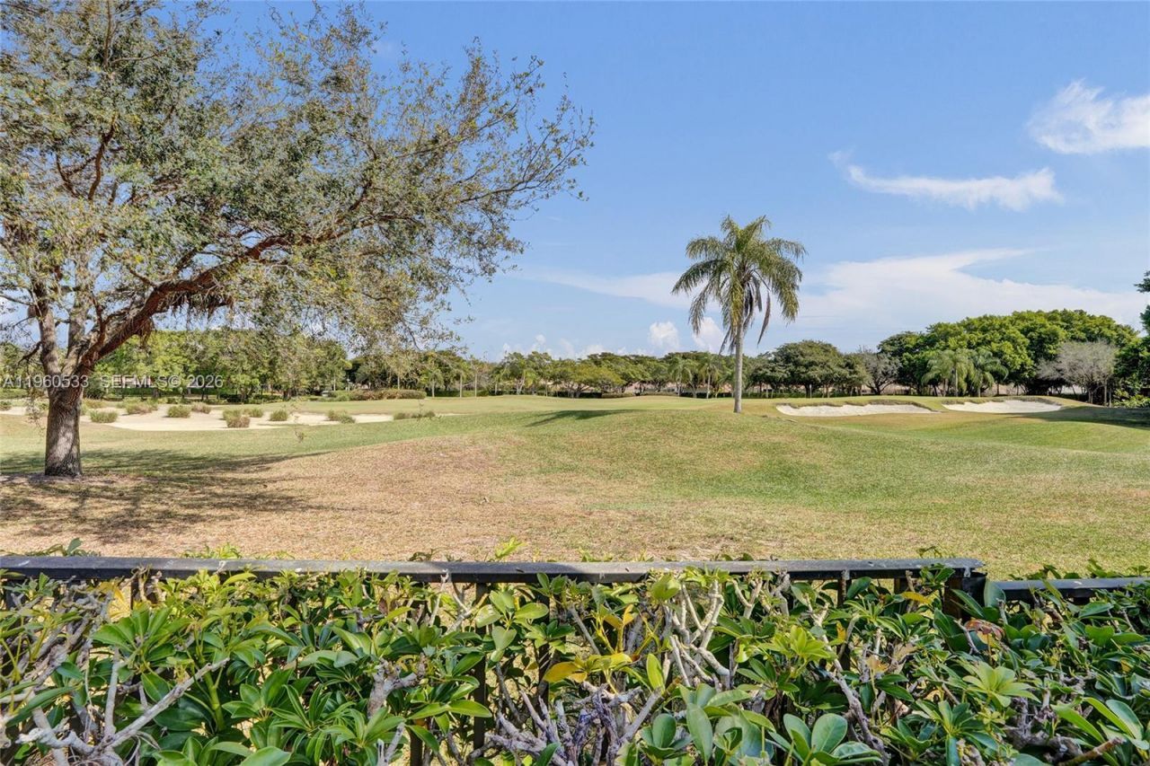 2539 Royal Palm Way, Weston, FL 33327 Photo