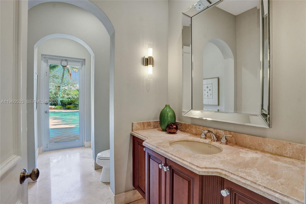 2539 Royal Palm Way, Weston, FL 33327 Photo