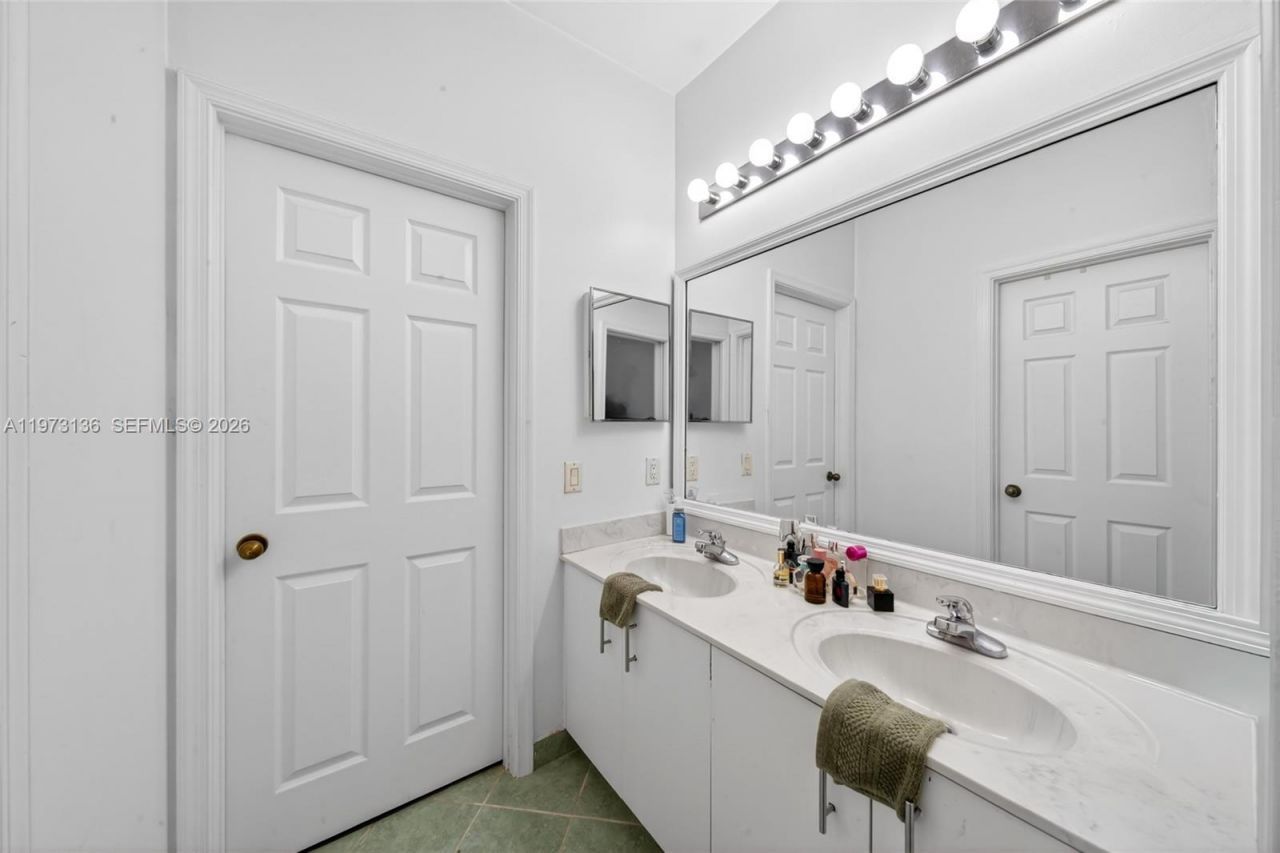 1623 Blue Jay Cir , Weston, FL 33327 Photo