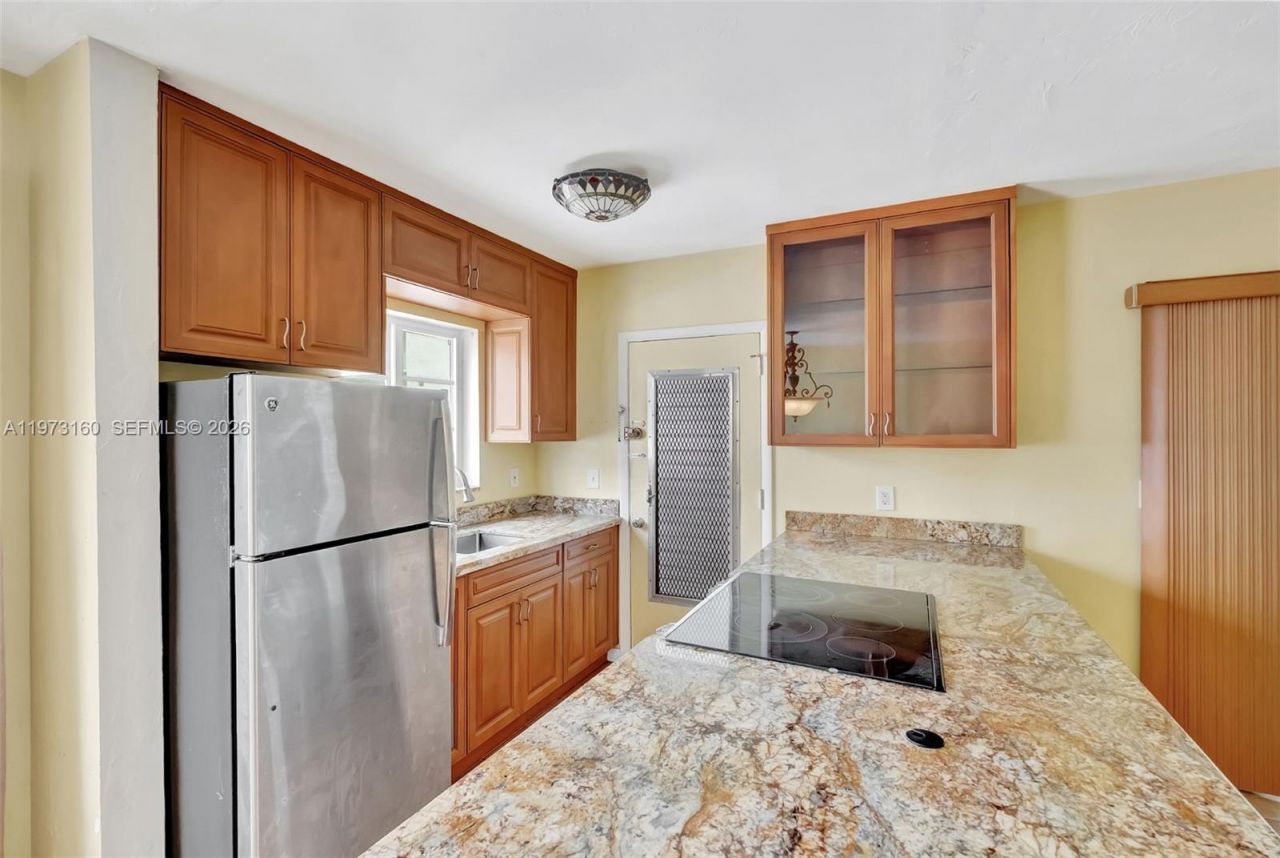 350 Collins Ave , Unit 306, Miami Beach, FL 33139 Photo