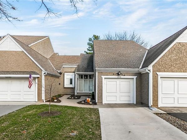 12545 Broadmoor Street, Overland Park, KS 66209