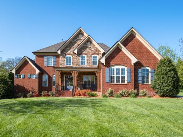 618 Calverton Ln, Brentwood, TN 37027