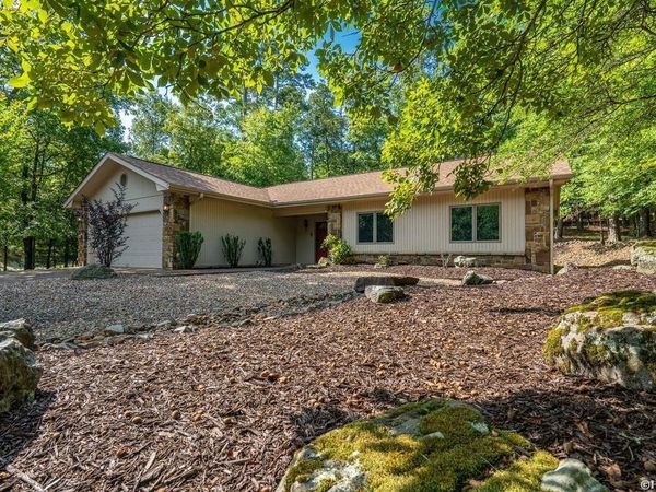 13 CAMPEON Lane, Hot Springs Village, AR 71909