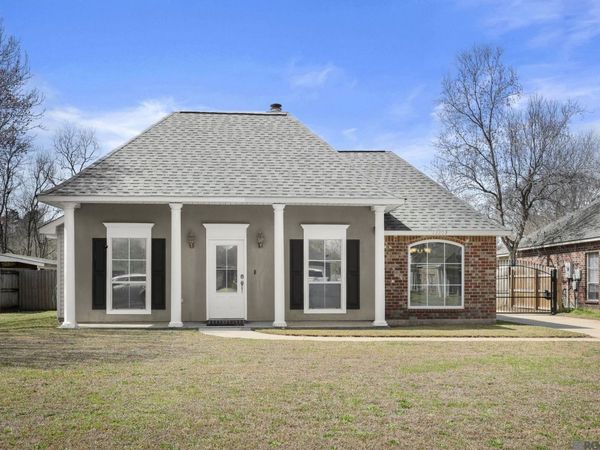 12203 Tallow Ridge Dr, Gonzales, LA 70737