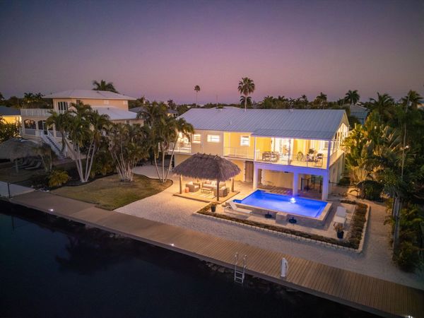 17125 Wahoo Lane, Sugarloaf, FL 33042