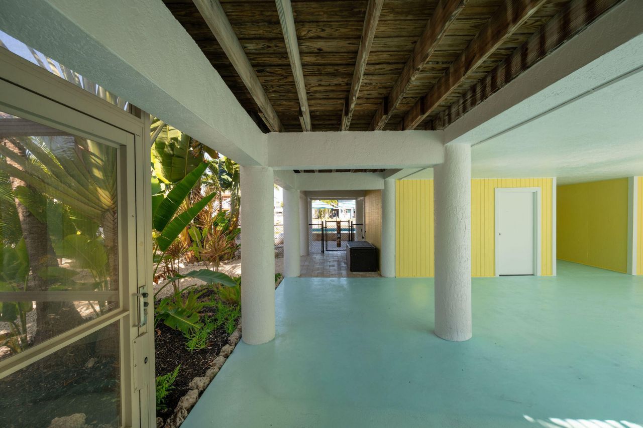 17125 Wahoo Lane, Sugarloaf, FL 33042 Photo