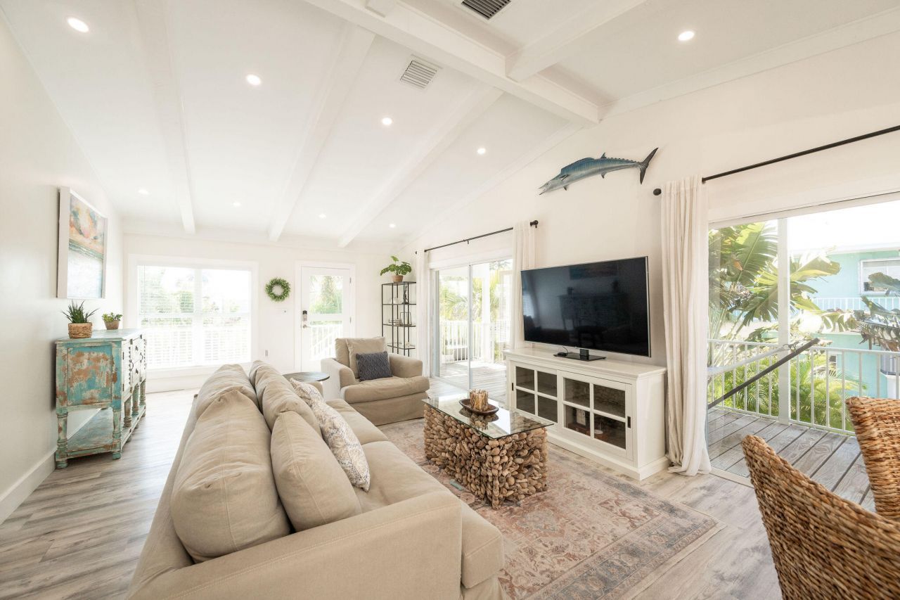 17125 Wahoo Lane, Sugarloaf, FL 33042 Photo