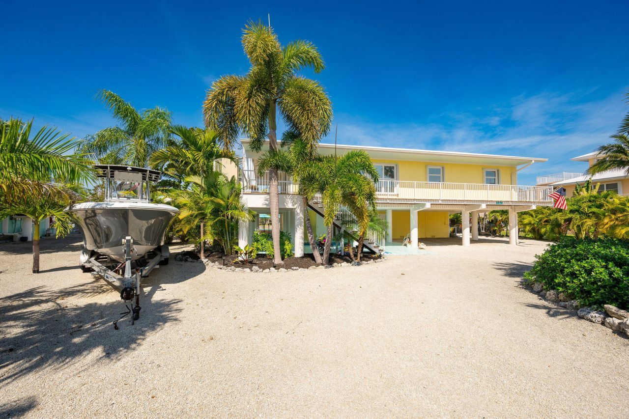 17125 Wahoo Lane, Sugarloaf, FL 33042 Photo