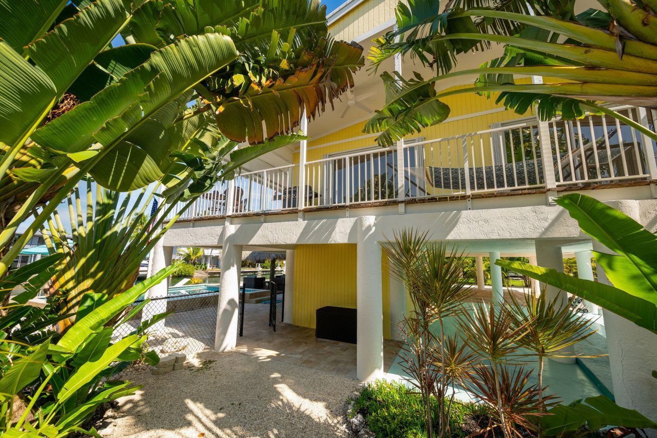 17125 Wahoo Lane, Sugarloaf, FL 33042 Photo