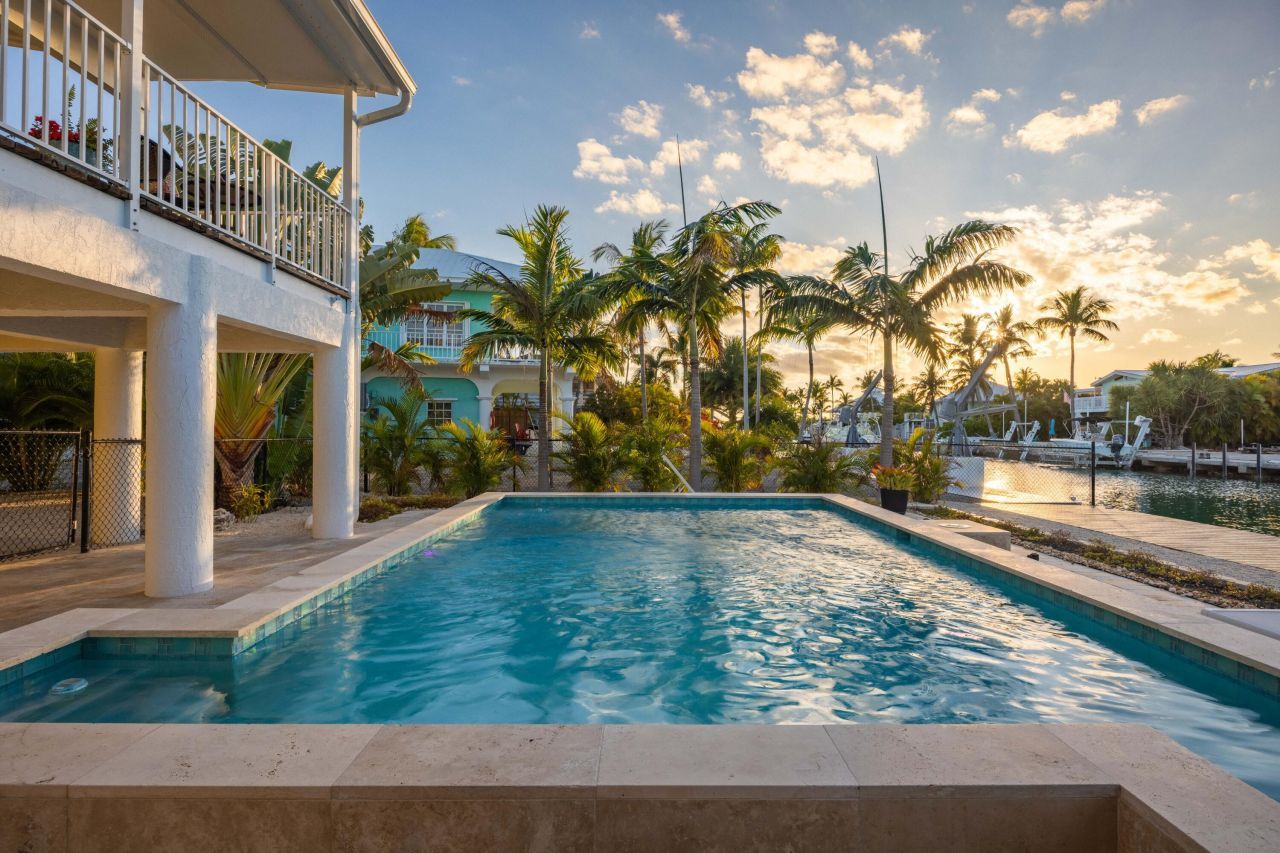 17125 Wahoo Lane, Sugarloaf, FL 33042 Photo