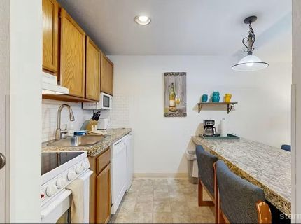 3535 Lake Tahoe Boulevard, Unit 314, South Lake Tahoe, CA 96150 Photo