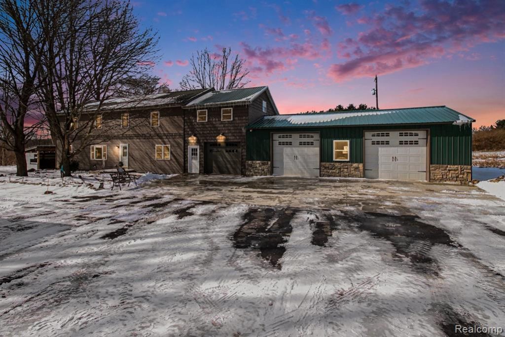 9631 Byron Road, Cohoctah Township, MI 48855 Main Photo