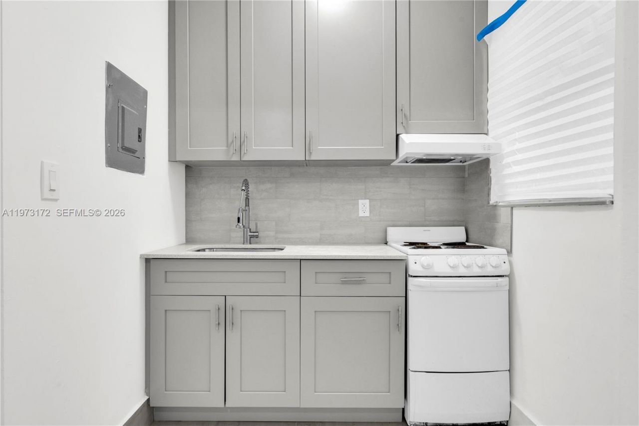 13390 NE 6th Ave, Unit 3, North Miami, FL 33161 Photo