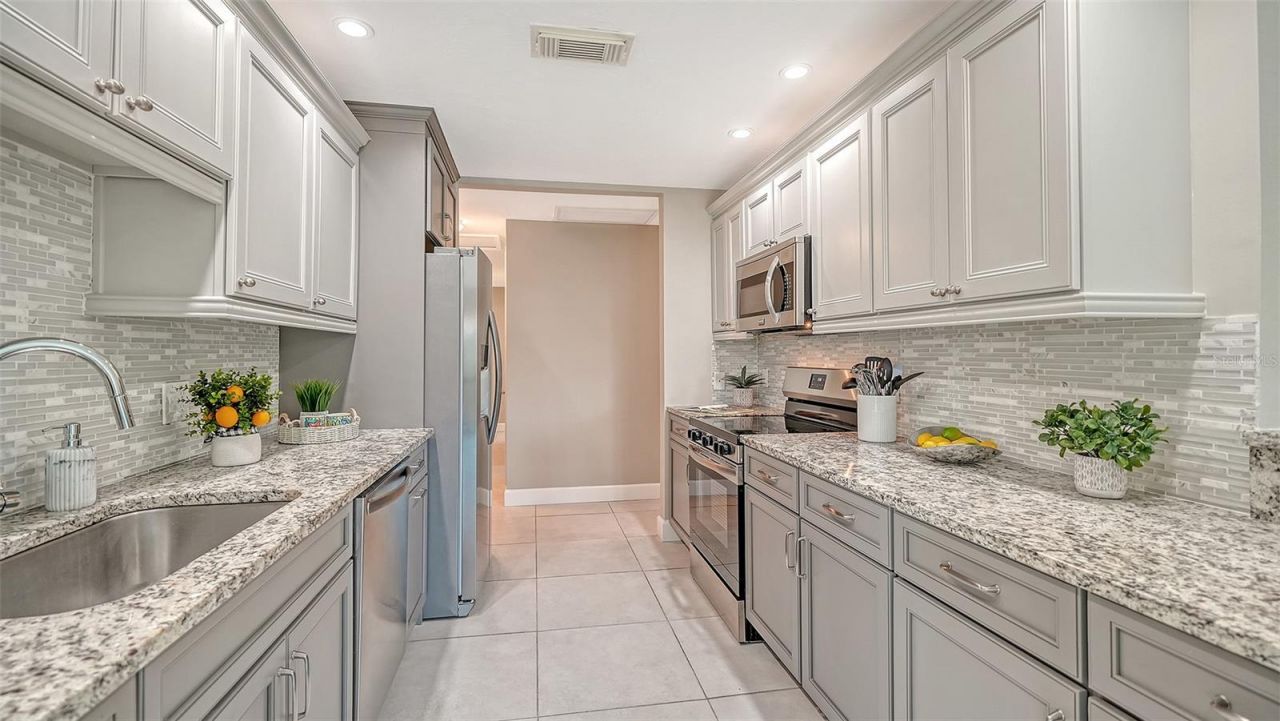 113 Whispering Sands Drive, Unit V47, Sarasota, FL 34242 Photo