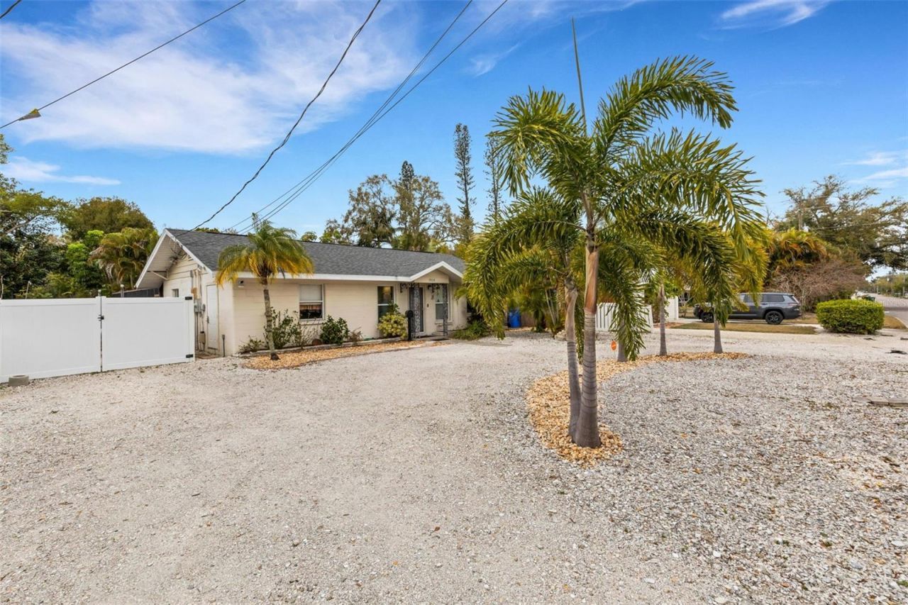 1908 22nd Street W, Bradenton, FL 34205 Photo