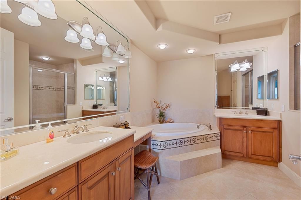 580 El Camino Real, Unit 3705, Naples, FL 34119 Photo