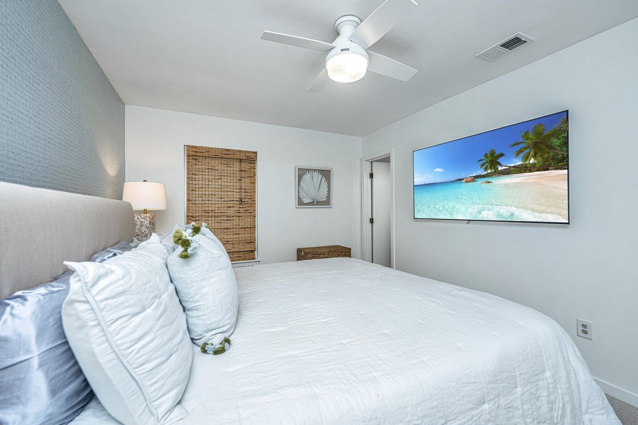 1382 W Point Drive Photo 24