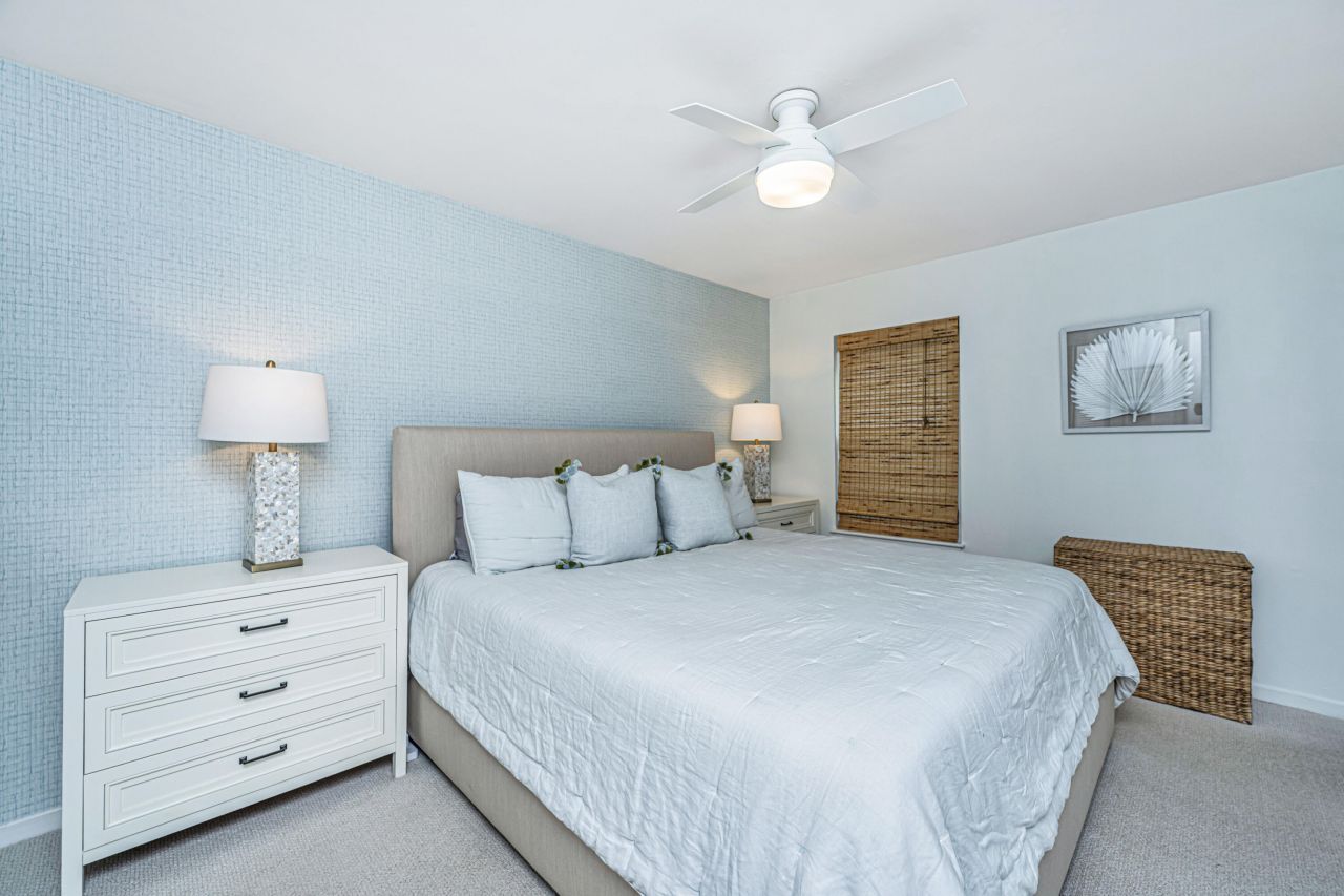 1382 W Point Drive Photo 25