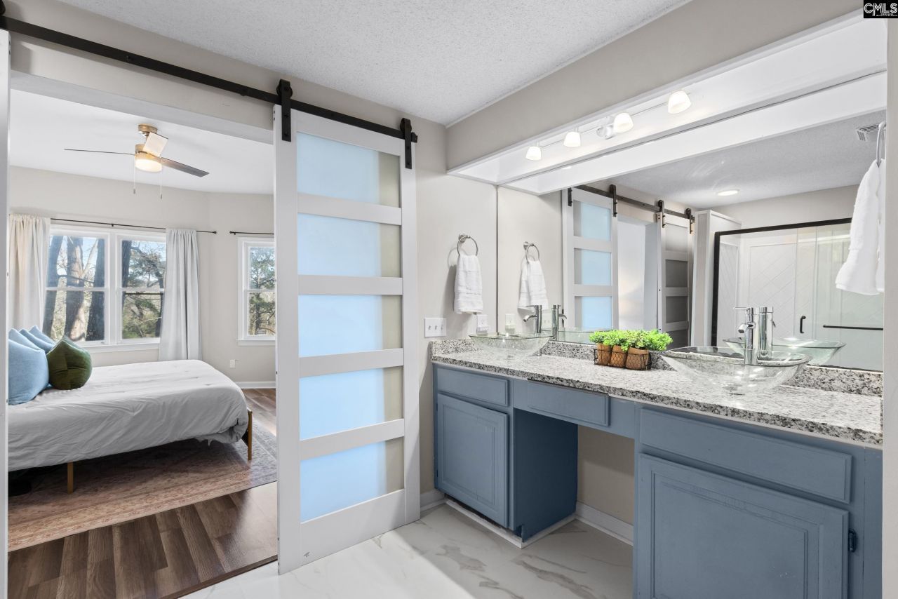 1850 Atlantic Drive  Photo 16