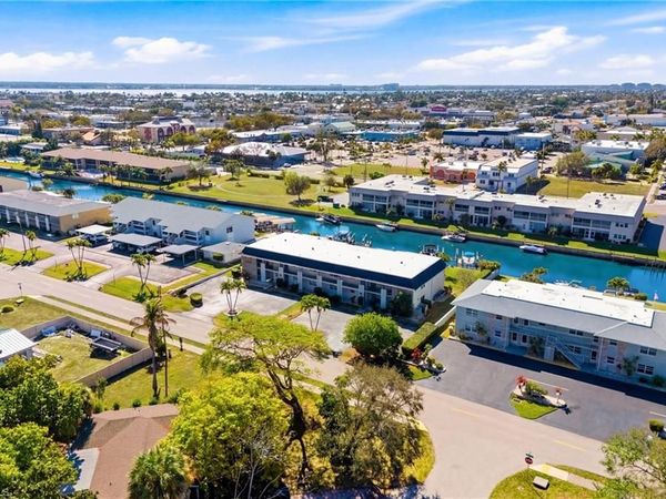 1006 SE 46th ST, Unit 2C, CAPE CORAL, FL 33904