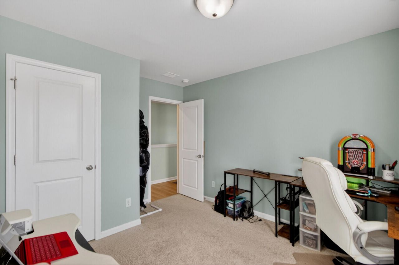 502 Sarno Way Photo 27