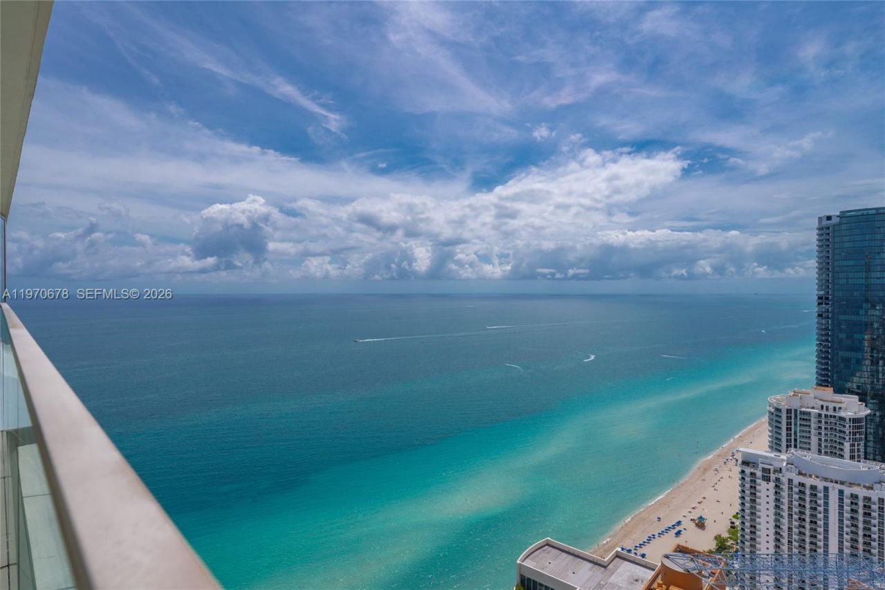 18975 Collins Ave, Unit 4505, Sunny Isles Beach, FL 33160 Photo