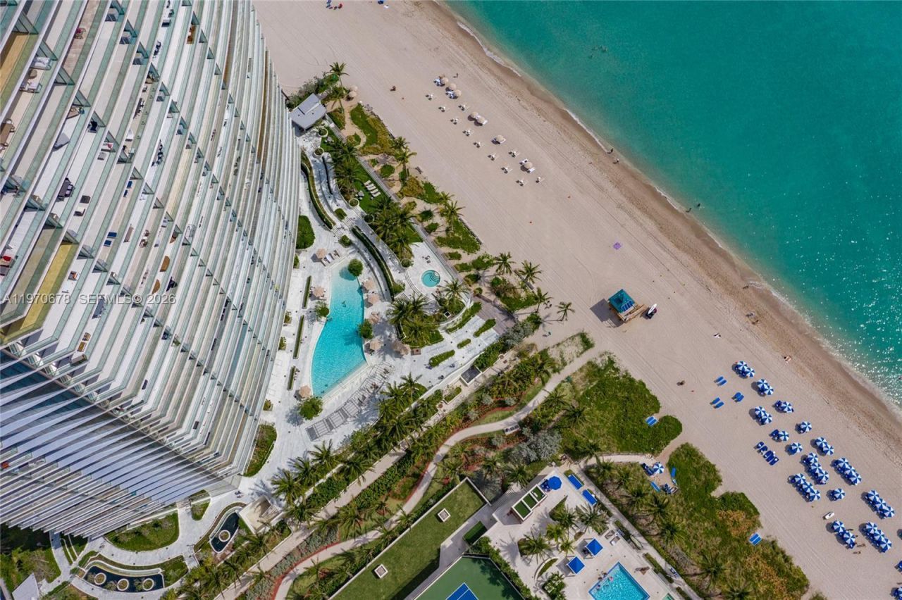 18975 Collins Ave, Unit 4505, Sunny Isles Beach, FL 33160 Photo