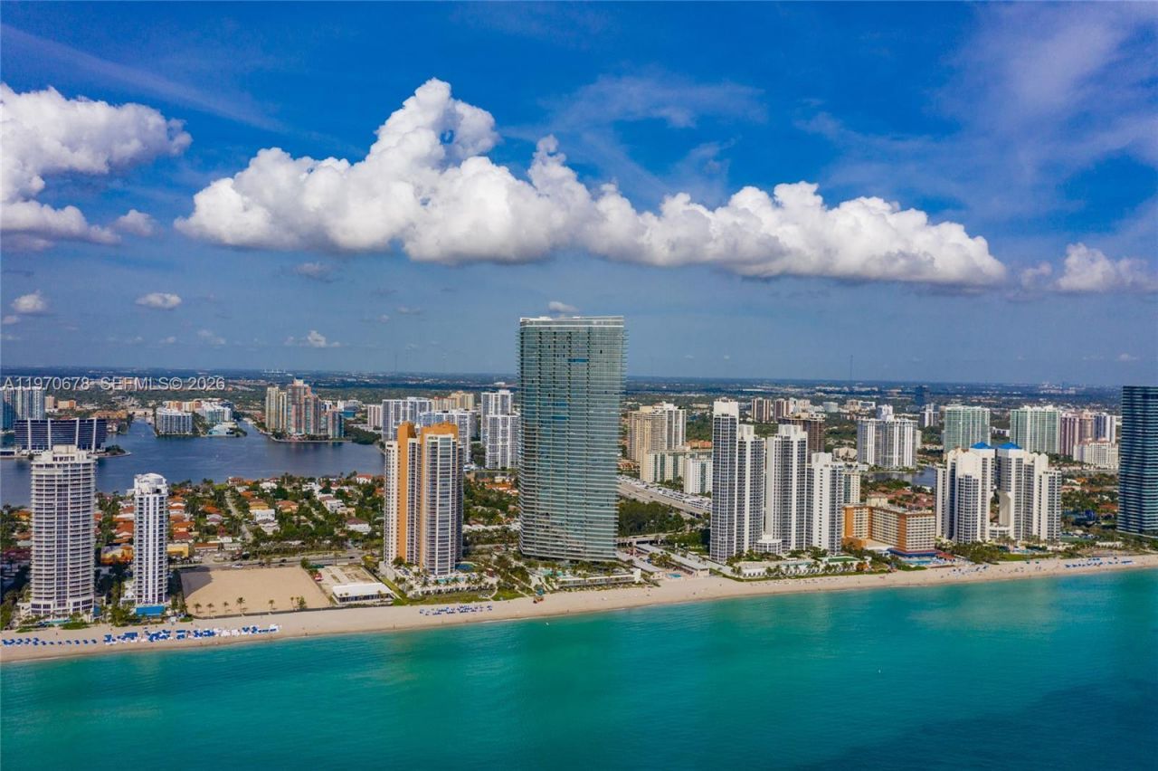 18975 Collins Ave, Unit 4505, Sunny Isles Beach, FL 33160 Photo