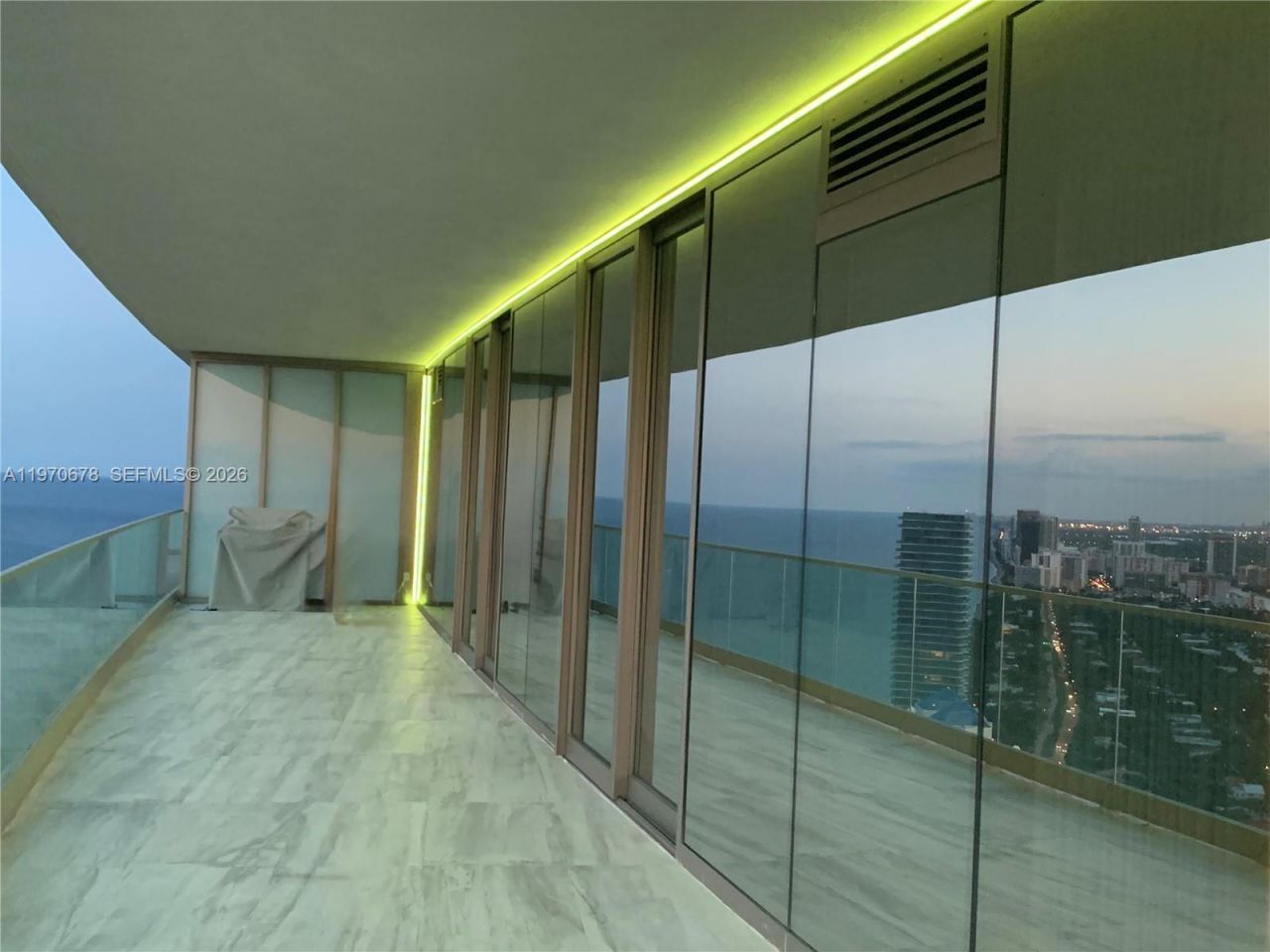 18975 Collins Ave , Unit 4505, Sunny Isles Beach, FL 33160 Photo