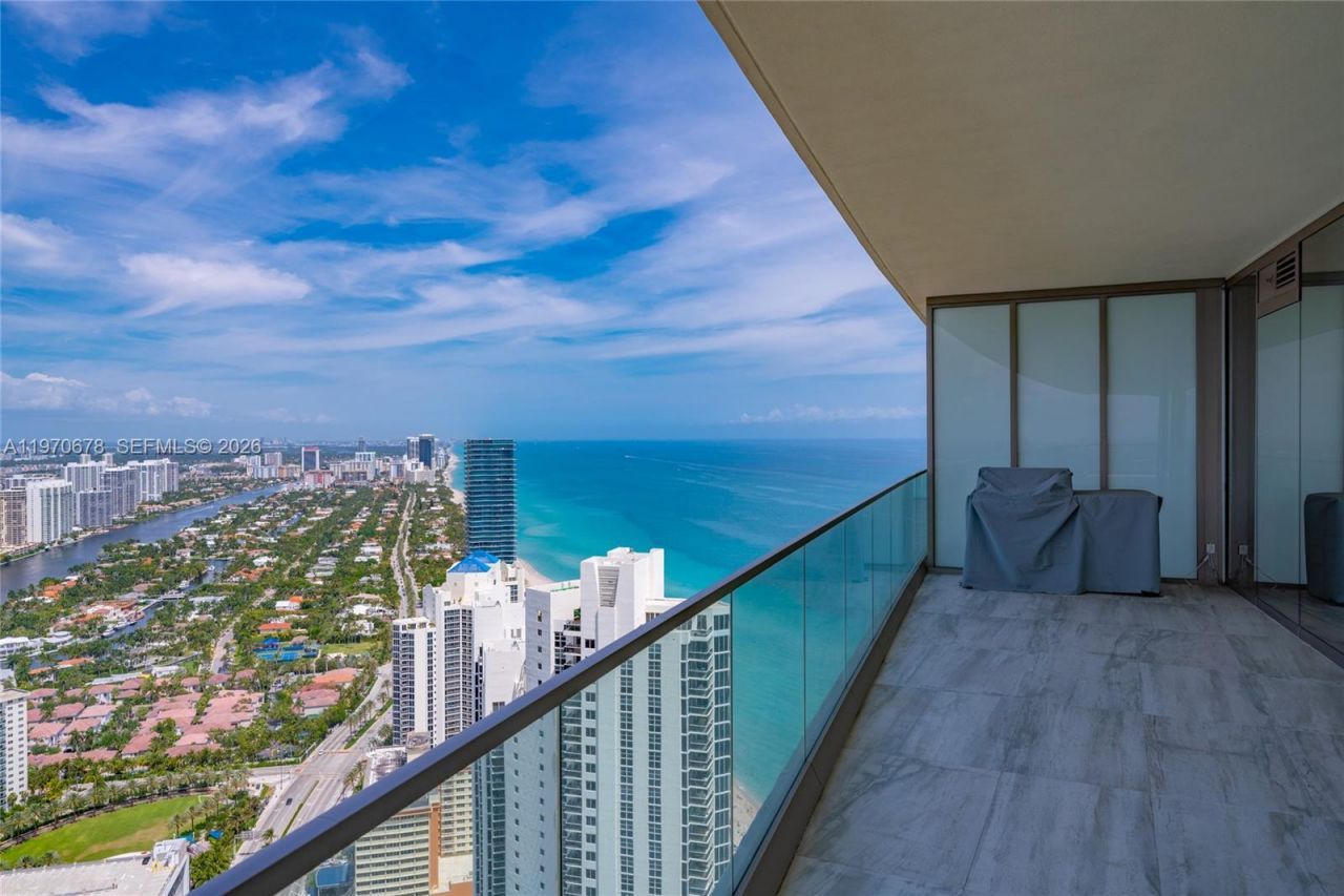 18975 Collins Ave , Unit 4505, Sunny Isles Beach, FL 33160 Photo