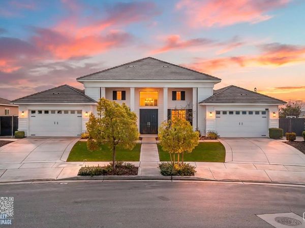 11713 Cloverfield Circle, Bakersfield, CA 93311