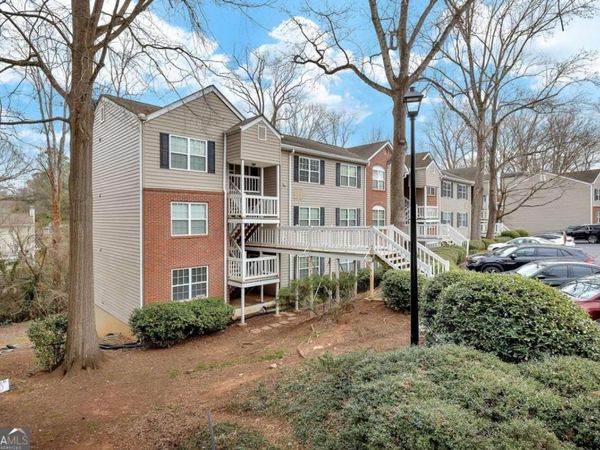 330 Teal Court, Roswell, GA 30076