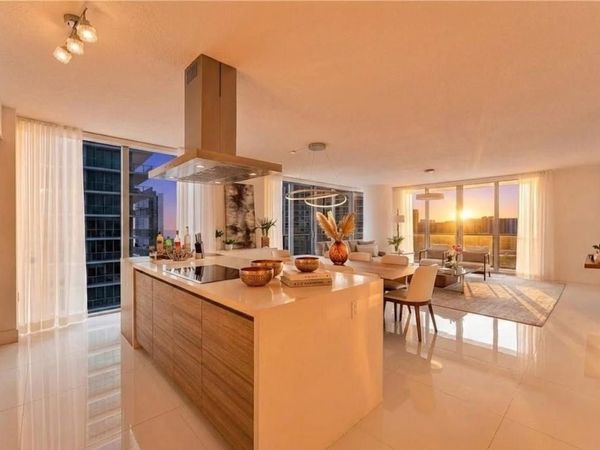 330 Sunny Isles Blvd, Unit 5-1408, Sunny Isles Beach, FL 33160