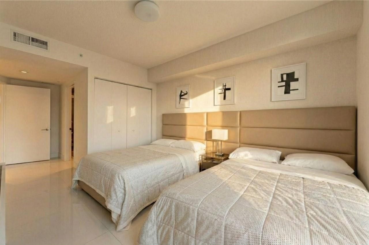 330 Sunny Isles Blvd, Unit 5-1408, Sunny Isles Beach, FL 33160 Photo