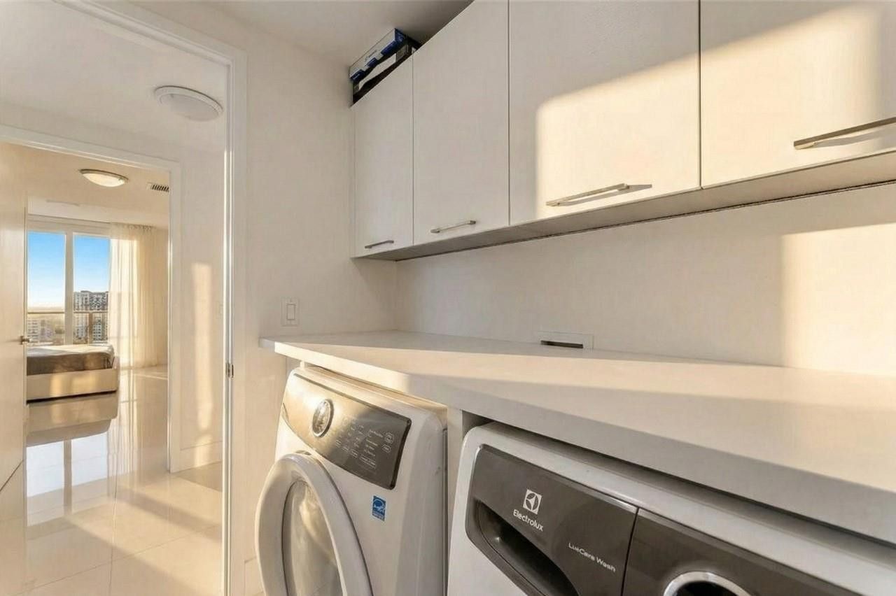 330 Sunny Isles Blvd, Unit 5-1408, Sunny Isles Beach, FL 33160 Photo