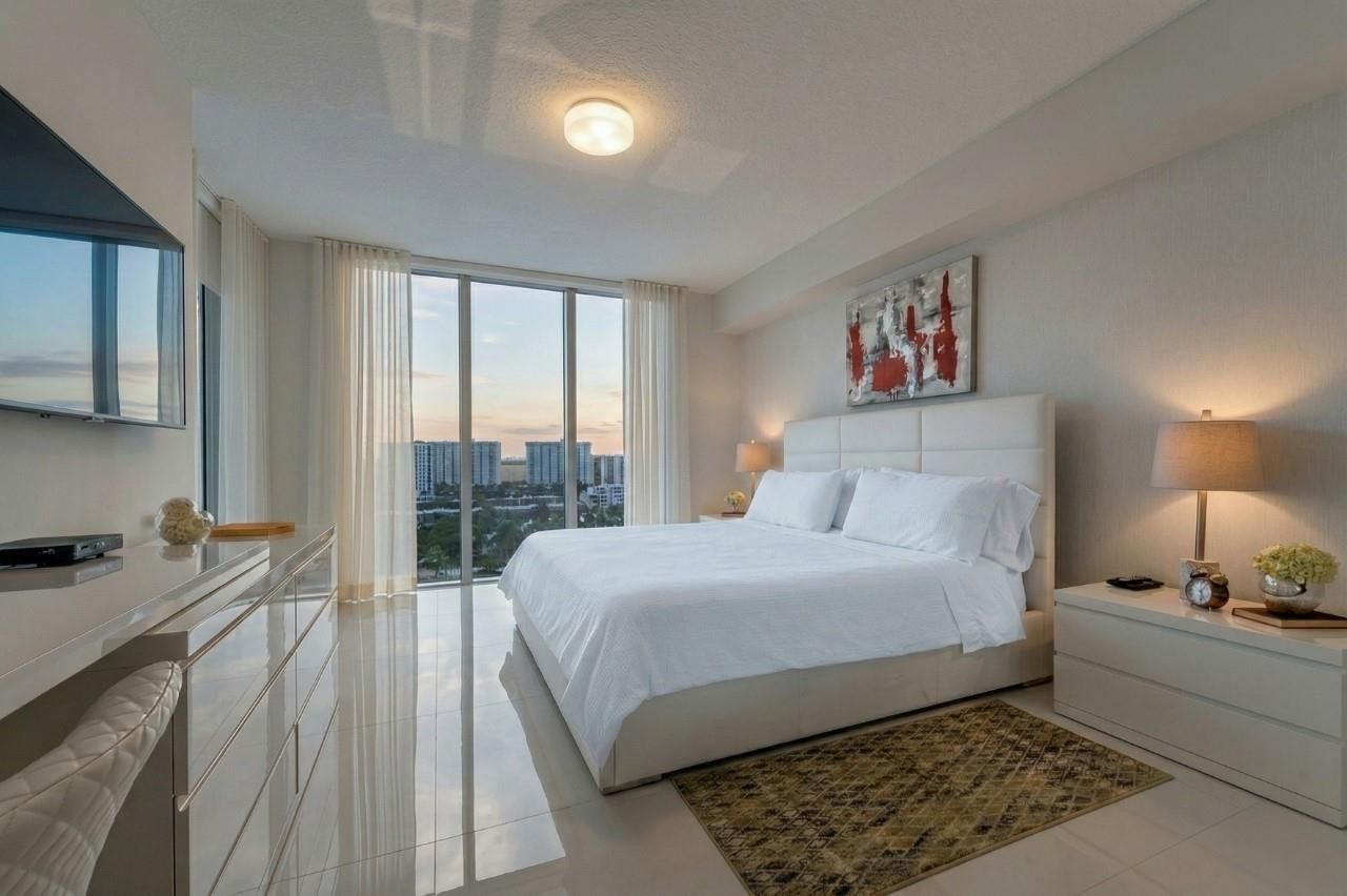 330 Sunny Isles Blvd, Unit 5-1408, Sunny Isles Beach, FL 33160 Photo