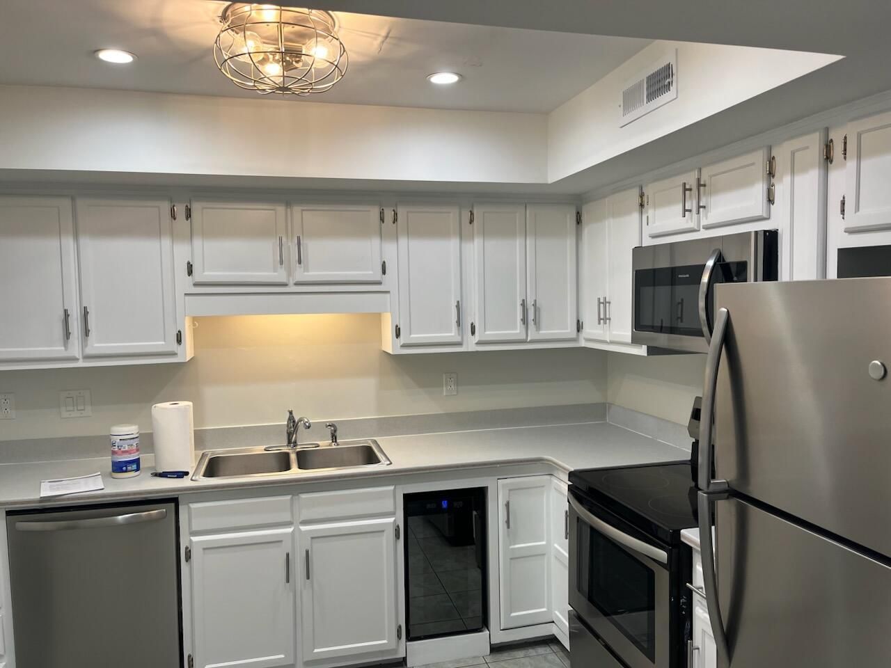 2005 Ventura Place Photo 9