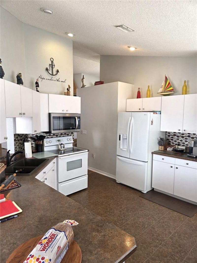 6719 Manor Beach, New Port Richey, FL 34652 Photo