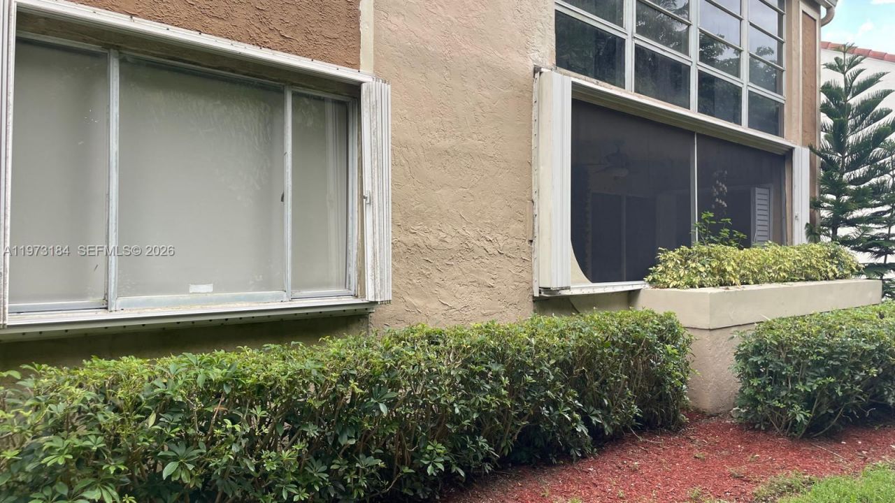 4640 NW 102nd Ave , Unit 102-16, Doral, FL 33178 Photo
