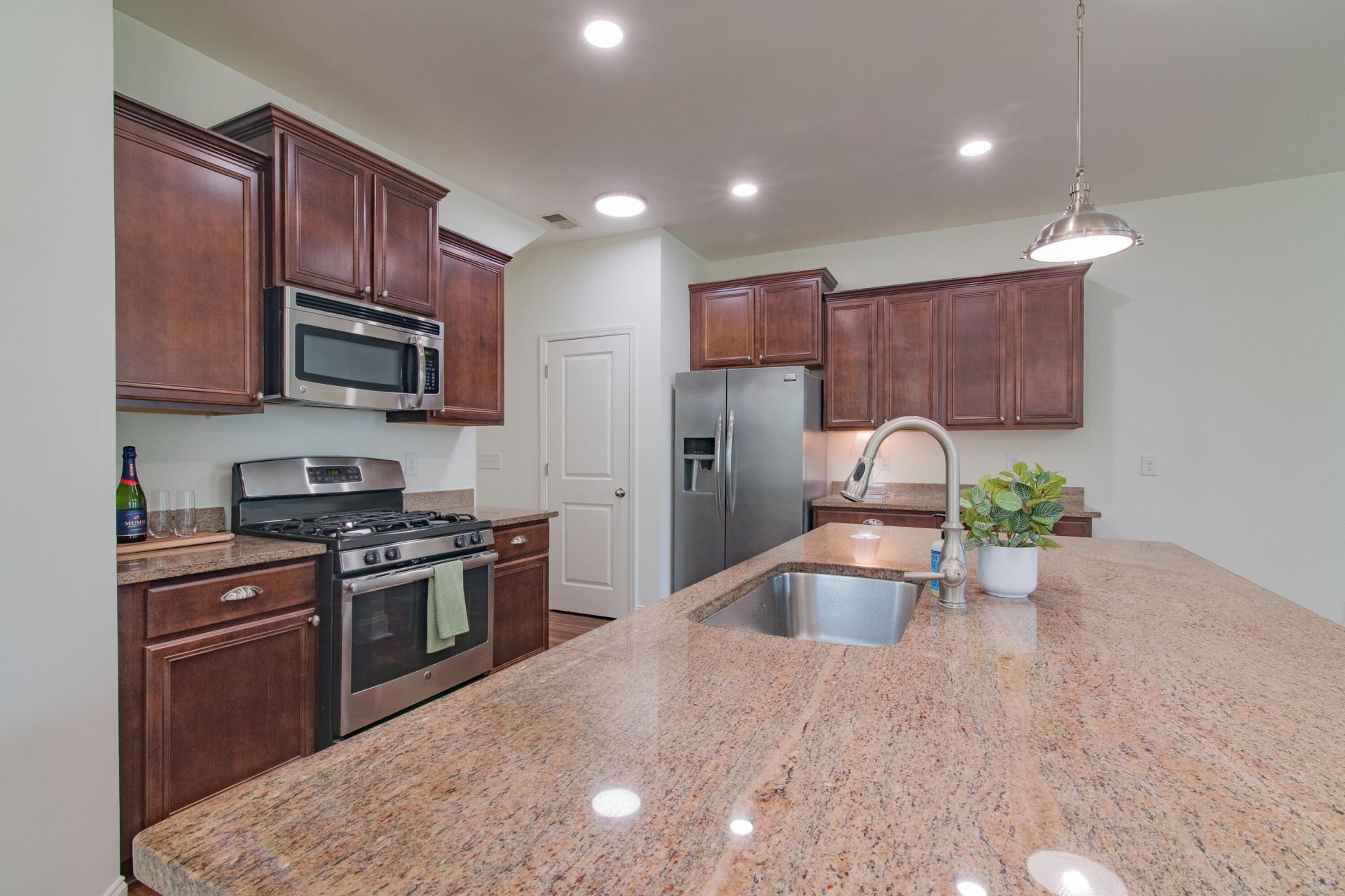 2152 Oyster Reef Lane Photo 5