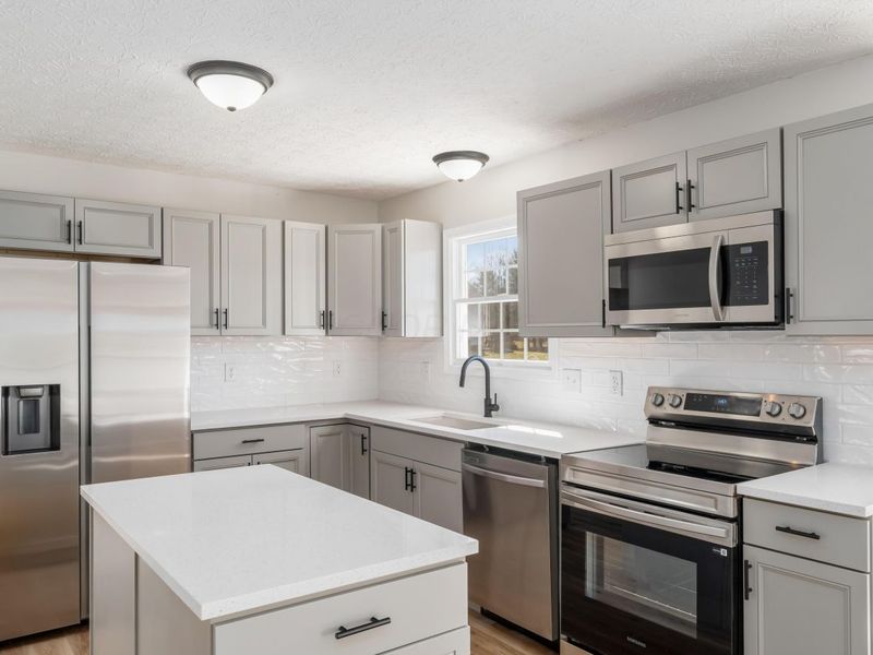 7495 Creek Court, Canal Winchester, OH 43110 Photo 14