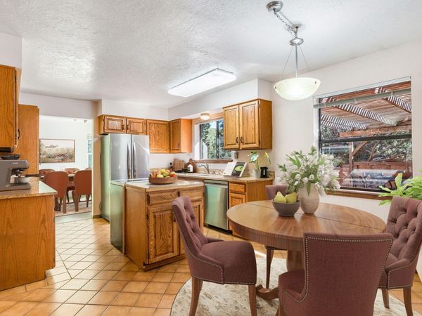 98 Lagarto Road, Tijeras, NM 87059