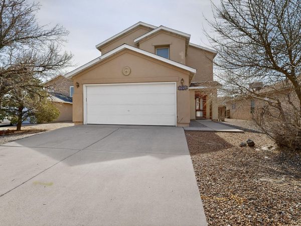 6114 Bisbee Place NW, Albuquerque, NM 87114