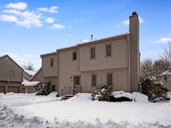 8 E Somerset Hills Court, Unit E, Bernardsville, NJ 07924