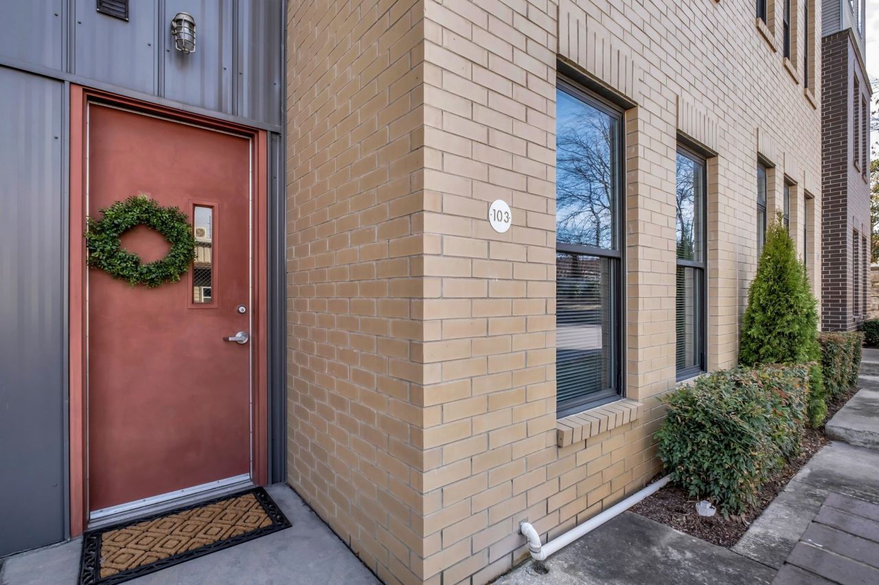 1225 4th Ave S, Unit 103, Nashville, TN 37210 Main Photo