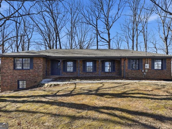 1460 Hillcrest Drive, Sugar Hill, GA 30518